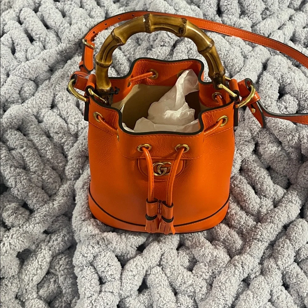 Gucci Diana Mini Bucket Bag